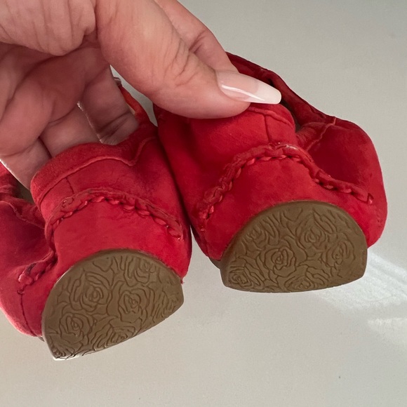 Taryn Rose Kristine Suede Stretch Loafers in Sangria Suede Size 7.5 - Picture 3 of 8